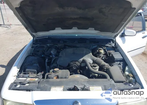 2000 Mercury Grand Marquis Ls из США, поврежденный, VIN 2MEFM75W9YX669870